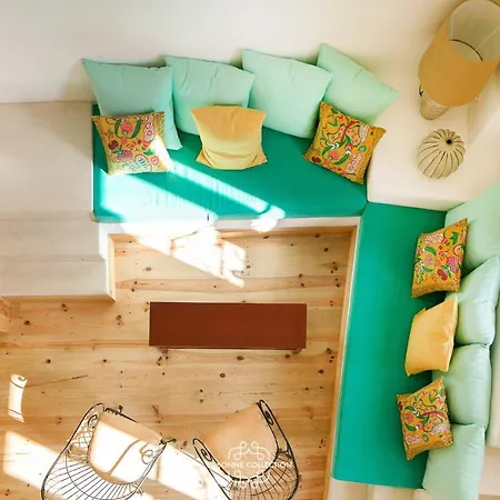 Alfama Deluxe Duplex By Lovelystay